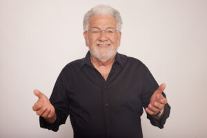 חיוך גדול ורחב