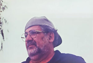עם כובע 1 יוסי אלפי הסטוריטלר הלאומי אמנות הסטוריטלינג