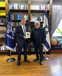 אלפי יצחק הרצוג יוסי אלפי הסטוריטלר הלאומי אמנות הסטוריטלינג